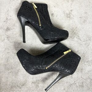 HOUSE OF HARLOW Black Lace Booties Size 39.5